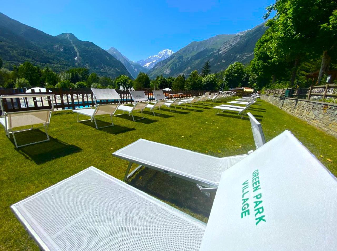 Bijoux Des Alpes - Mont Blanc Village لا سالّي المظهر الخارجي الصورة