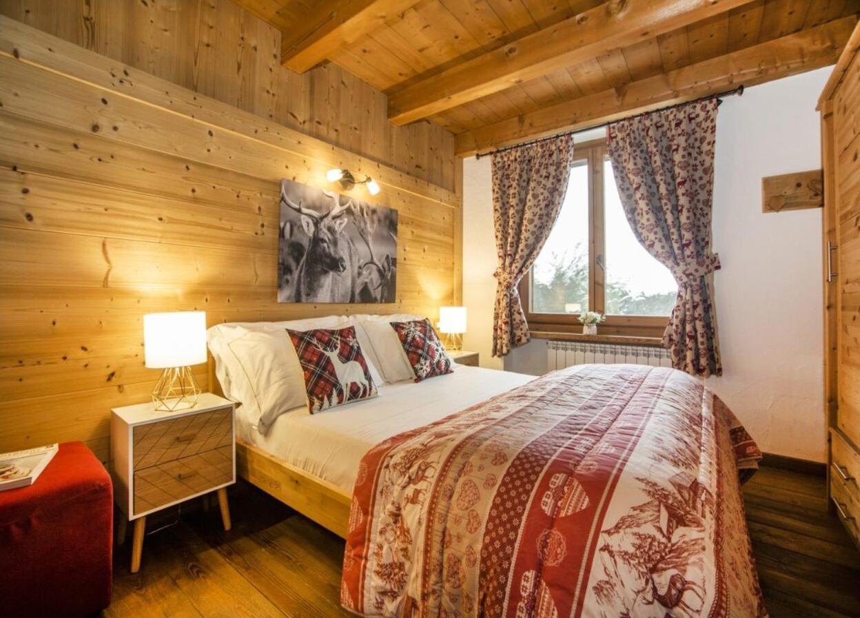 Bijoux Des Alpes - Mont Blanc Village لا سالّي الغرفة الصورة