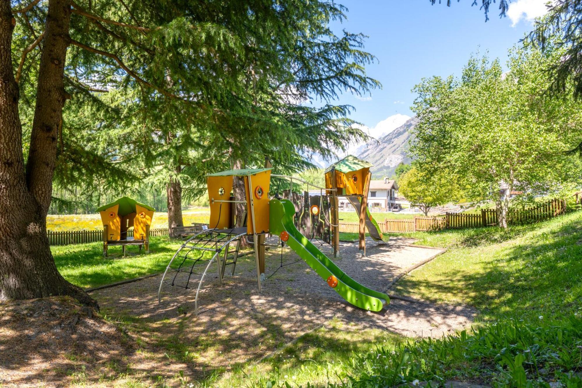 Bijoux Des Alpes - Mont Blanc Village لا سالّي المظهر الخارجي الصورة